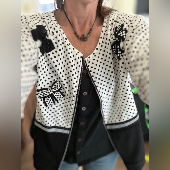 Black and White French Light Weight jacket in spired by Italian Quailty Made - Picture 16 of 16